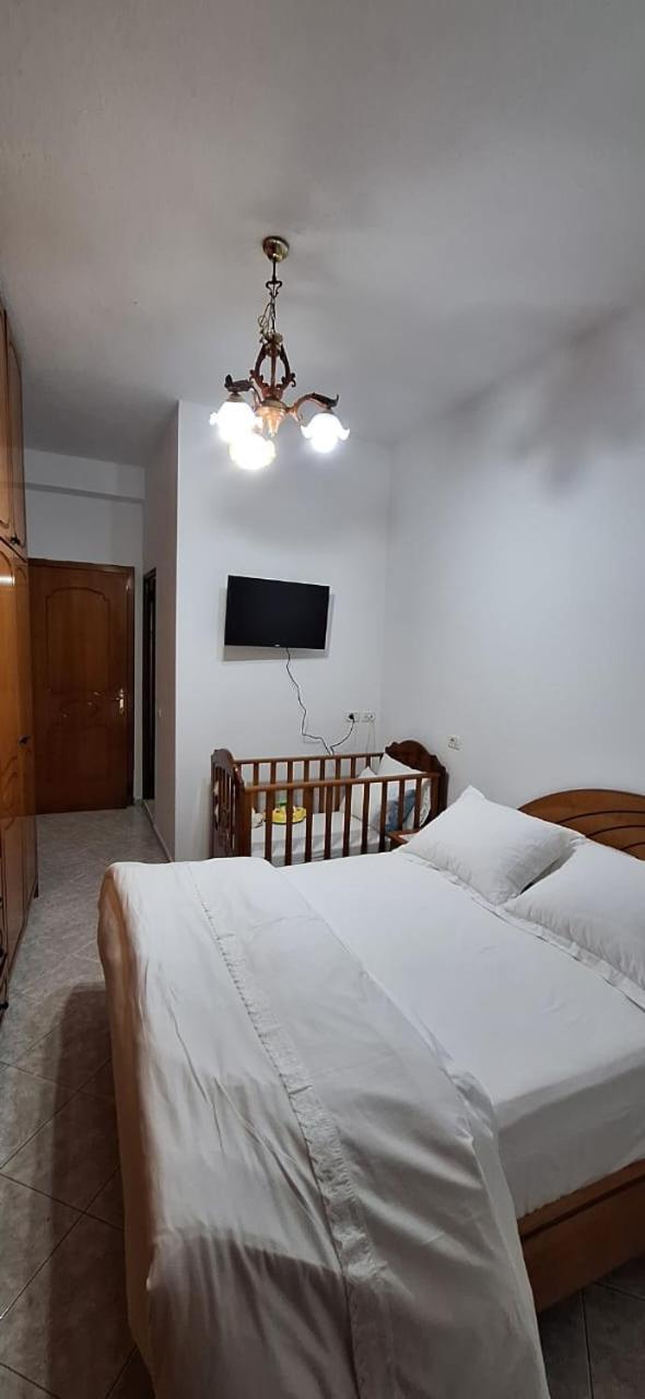 Marbi Guest House Gjirokaster Bagian luar foto